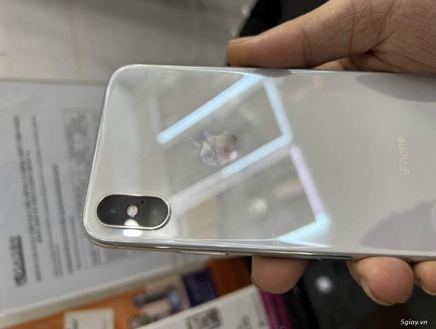 iPhone X 64G Silver