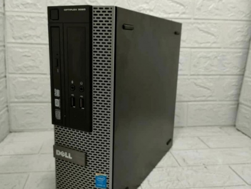 dell 3020sff: i7-4790s  ram 8gb ssd 128g +hdd 500gb