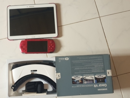 Nitendo , Vr gear , samsung tab