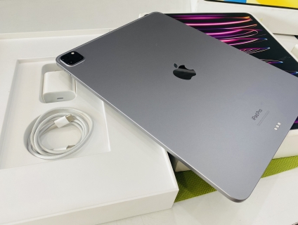 iPad Pro 12.9inch (2022 - M2): 256GB wifi - Fullbox  Máy chưa qua xài