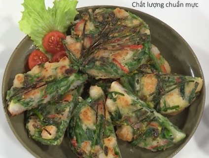 Chế Biến Món Bánh Tôm Hẹ Chiên Giòn