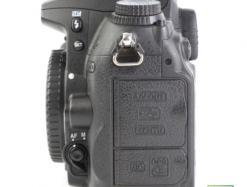 Máy Ảnh Nikon D7000 ( Body ) 10k Shot Fullbox