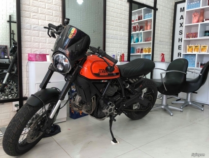 Cần bán Ducati Scrambler độ phong cách tracker Mugallo