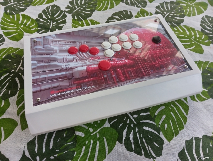 Bàn đập hitbox - leverless arcade stick Monztrozity