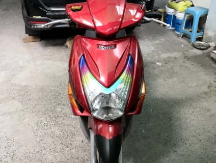 @Để lại Honda Click 2011 màu đỏ