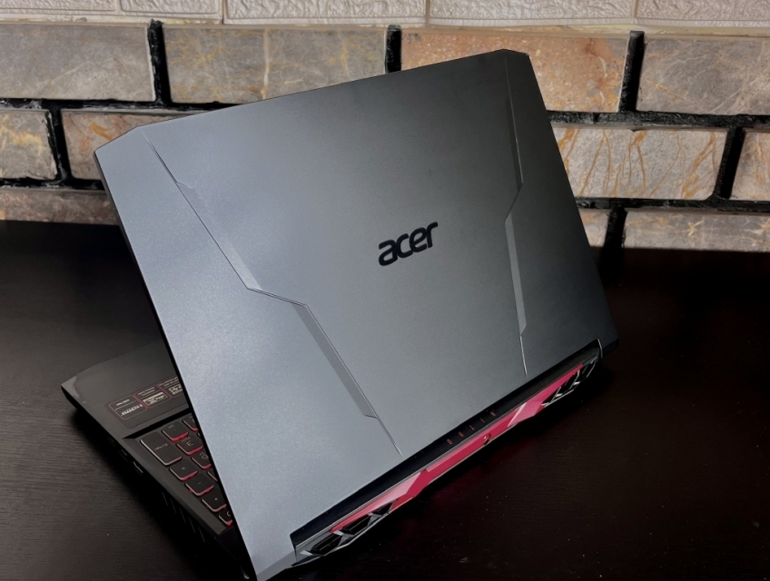 Cần bán  Laptop ACER Nitro 5 AN515 45
