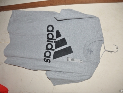 Bán một số áo T-shirts Adidas từ Mỹ về