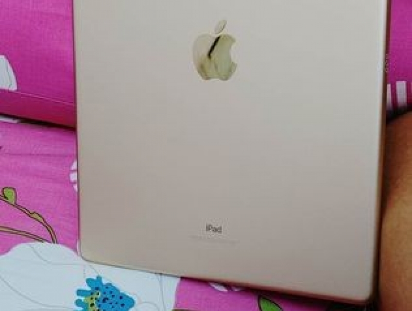 Cần bán iPad Pro 2017 2nd gen 12.9 inch Wifi + Lte 4G. Excellcondition