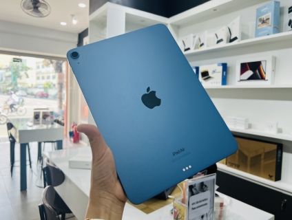 iPad Air 5 64GB wifi  - Lướt fullbox Màu Blue  Mới sạc 3-4 lần test má