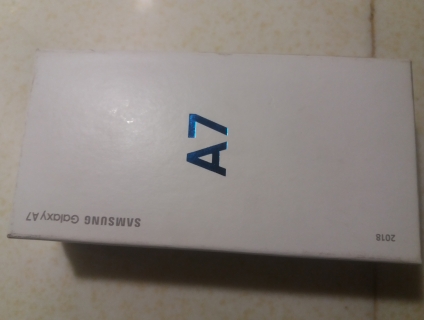 Cần bán samsung A7 -2018