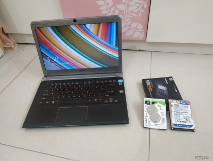 Cần bán Laptop Sony SVE14A25 i7 16GB Ram 256GB SSD VGA 2GB cực bốc