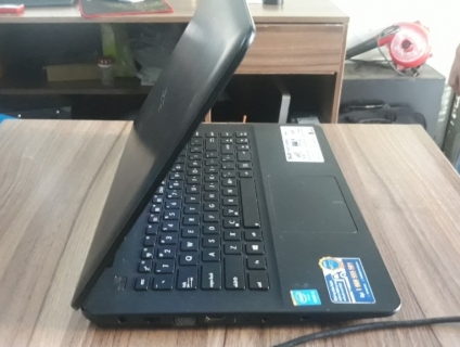 ASUS CÒN KENG GIÁ RẺ......