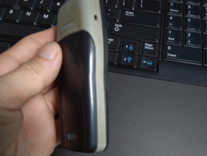 NOKIA 1100 mua từ năm 2003 .300k