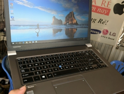 Toshiba Z40 i5 - 4310U RAM 8GB, SSD 128GB, Window 10 bản quyền