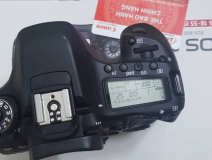 Cần bán Canon 80D còn BH LBM 3 tháng
