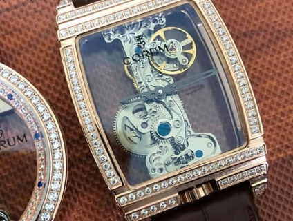 Chuyên đồng hồ mẫu Corum Golden Bridge  trong suốt siêu đẹp bao sang