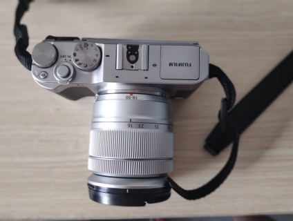 Bán fujifilm xa3 mới 100%