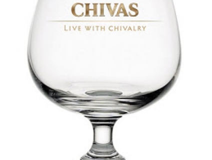 Các mẫu in logo lên ly thủy tinh của xưởng in Vietbook