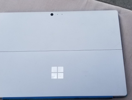 Bán Surface Pro 4 mới 95%