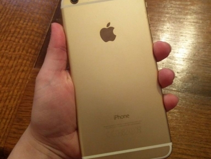 Bán iPhone 6 Plus gold giá 4tr, do em cần tiền về tết vên bán rẻ