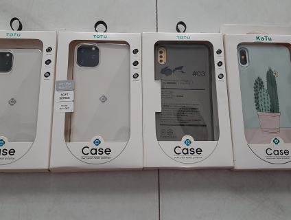 4 cái ốp lưng Iphone mới 100%. End 23h ngày 06/01/2020