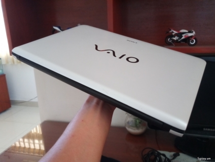 Laptop Sony Vaio nội địa Nhật - Sony Vaio SVE14 Trắng