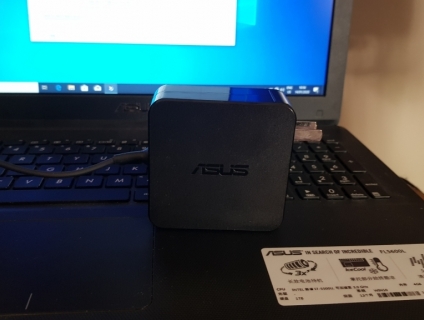 ASUS FL5600L  i7 5500U /  Ram 8GB / AMD Radeon R5 M320 / SSD 256 GB