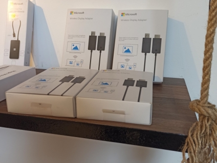 Trình chiếu không dây Wireless Display Adapter version 2