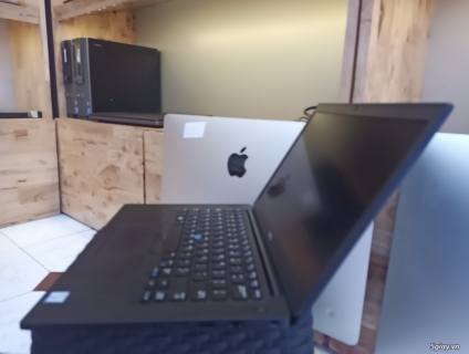 Dell latitude e7480 . I5-6300u ram8 ssd128 fullHD IPS