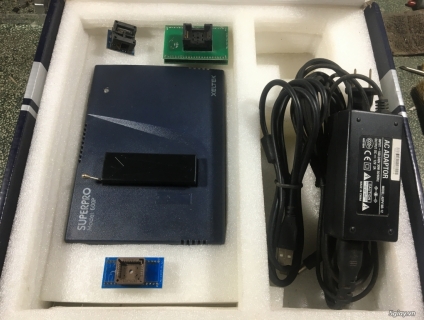 Máy Chép Rom Chuyên Dụng Superpro 600p