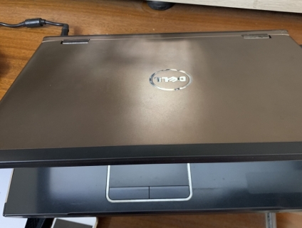 Laptop Dell Vostro Core i3-2310M CPU @ 2.10GHz; Ram 2GB