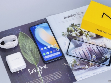 Realme 7 pro New Full Box Xách Tay (Sale mùa Tết cho ae đi chơi)