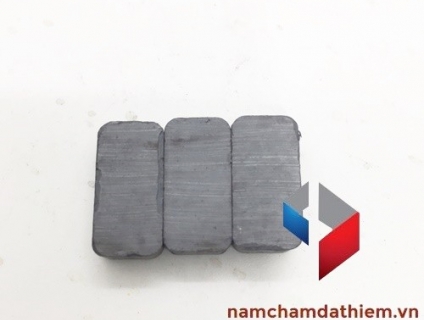 Nam châm đen Y30 L20x10x6 mm