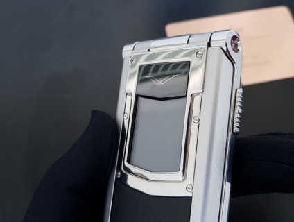 Vertu Ayxta Black Ceramic