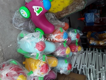 XE CHÂN CHÒI CHO BÉ