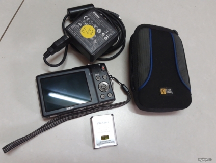 Cần bán : 1 bộ máy ảnh Nikon