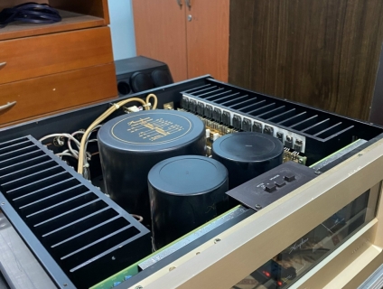 Amply Pow Accuphase P-550, 980w, Hi-end