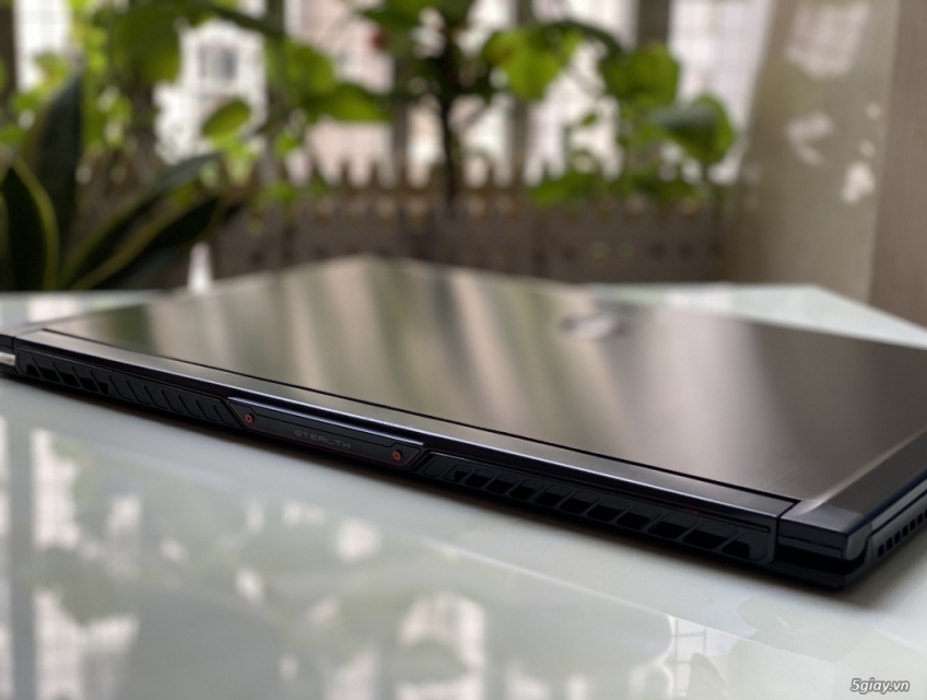 MSI GS73VR Core i7-7700HQ Ram 16GB SSD 128 HDD 1TB GTX 1060 6GB 17.3"