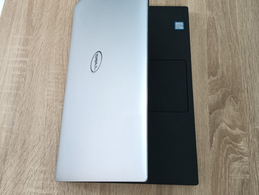 Dell Precision Core i7 7820u ,16Gb, 512Gb , VGA 1200...giá rẻ ........