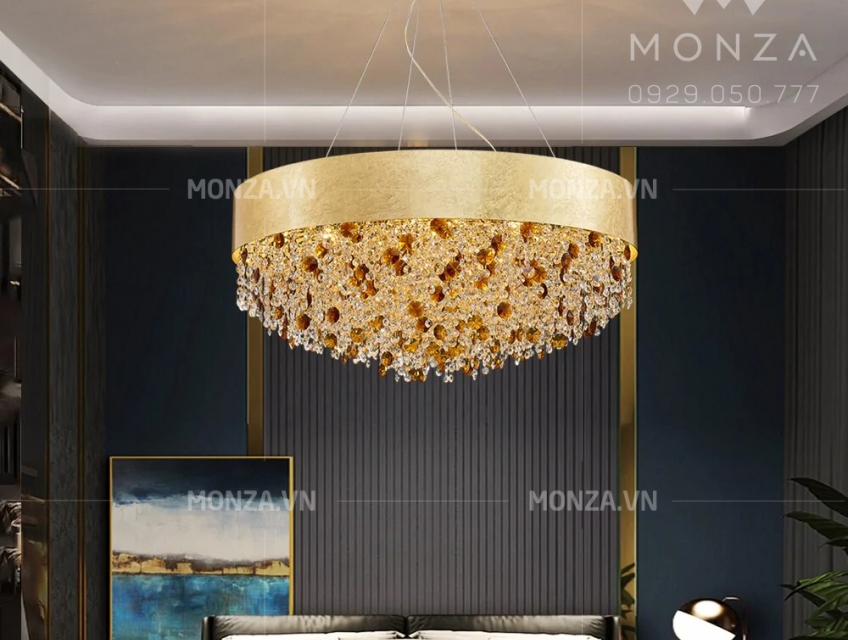 Giá đèn chùm phòng khách trên thị trường hiện nay