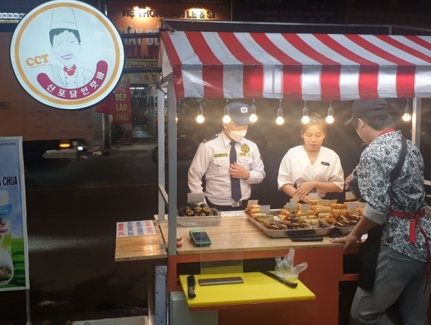 Món Ngon Ăn Vặt Đường Phố Hàn Quốc đã có Mặt Quận 6 - Ship Tận Nơi