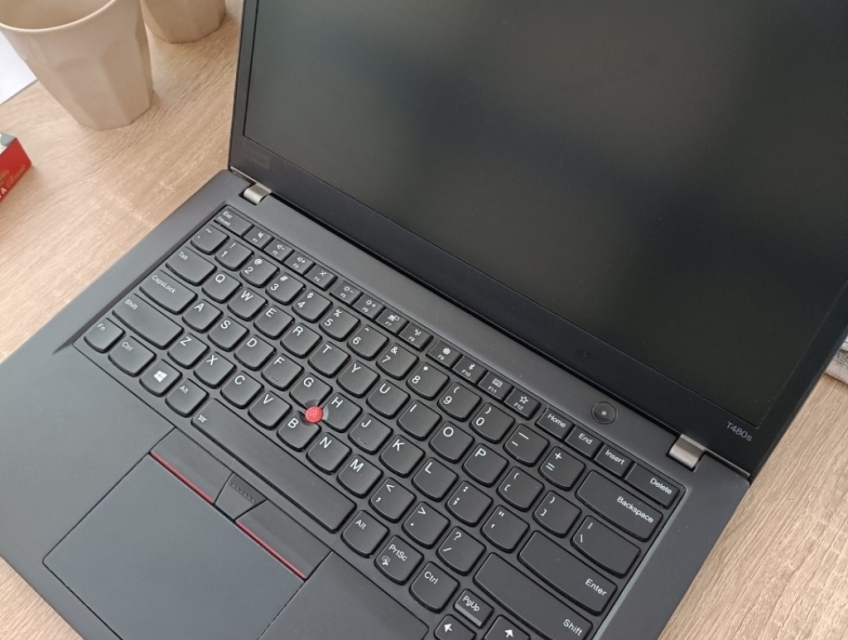 Thinkpad T480S i5-8350u - 12GB -256 Gb , FHD ...fix manh cho slg