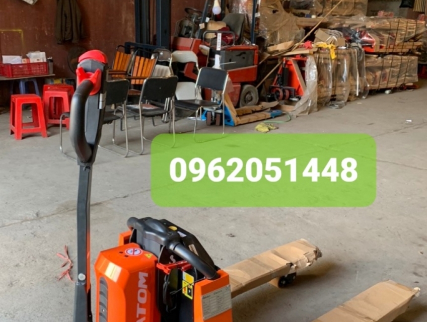 Xe nâng điện thấp 1.5 tấn PTE15Q-A giá rẻ sẵn hàng