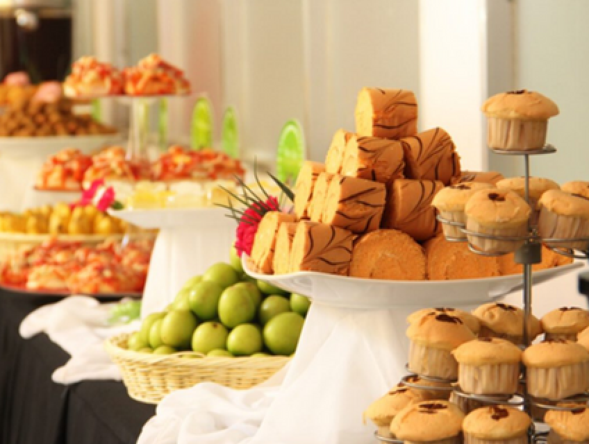 Top 5 món bánh khai vị tiệc cưới siêu ngon & đặc sắc