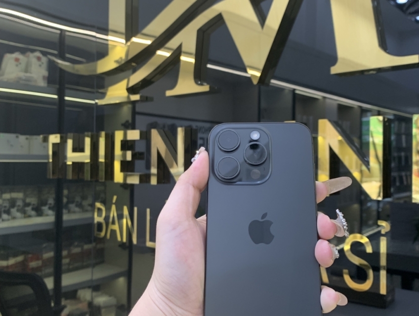IPhone 15Pro 256Gb Đen LL new chưa active