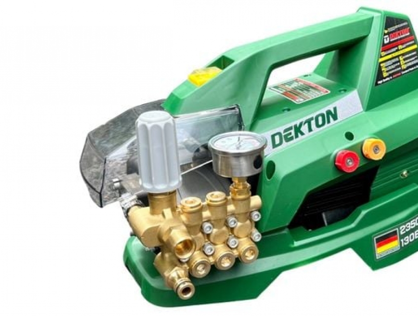 Máy rửa xe bán công nghiệp Dekton