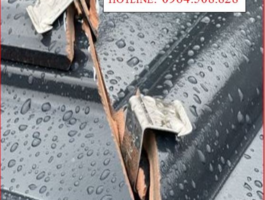 Kẹp ngói inox,kẹp ke nẹp ngói,kẹp ngói cắt hàng tốt,giá rẻ.