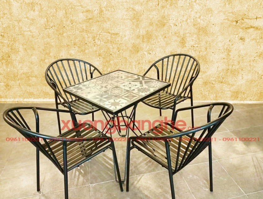 Bộ bàn ghế quán cafe sân vườn, sân thượng ghế sắt bàn mặt gạch tại HCM
