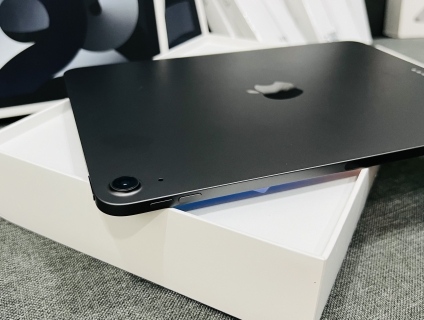 IPad Air 5 64GB wifi Hàng openbox đẹp keng 99 Sạc vài lần. Máy còn bh