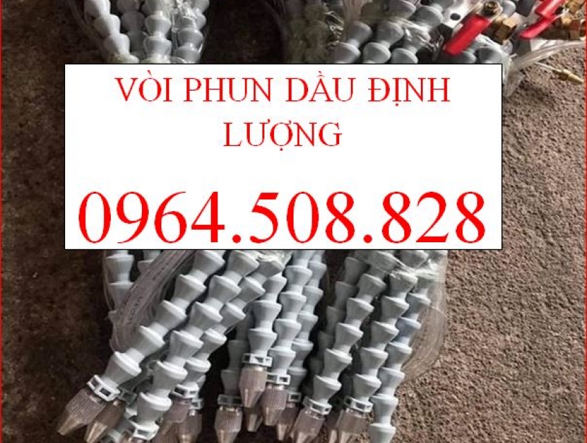 Bên em nhận cung cấp các loại:Kẹp ngói inox,đầu phun dầu, sập xòe.Chổi tẩy mối hàn và dung dịch tẩy